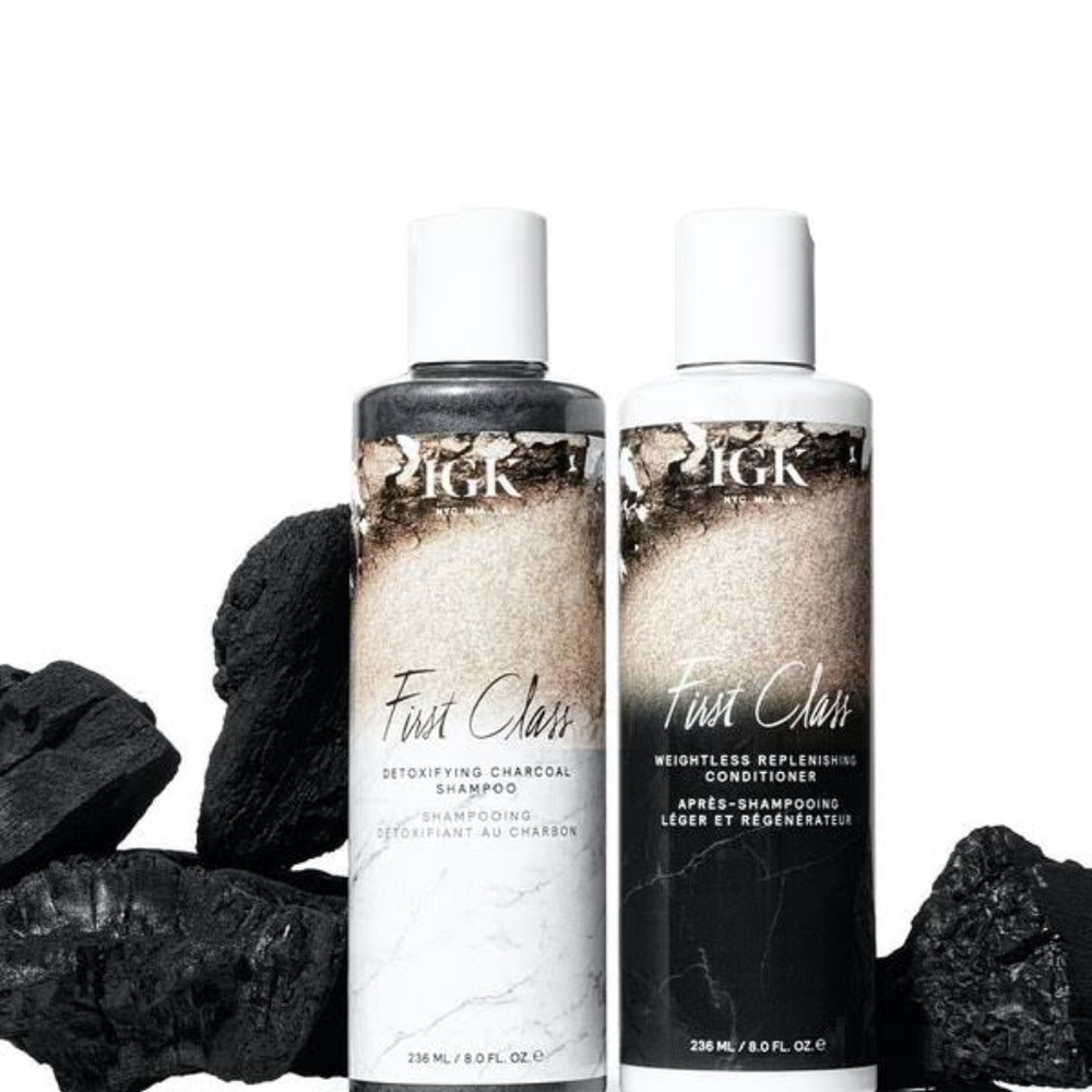 2for1 IGK First Class Detoxifying Charcoal Shampoo & Weightless Cond 236ml